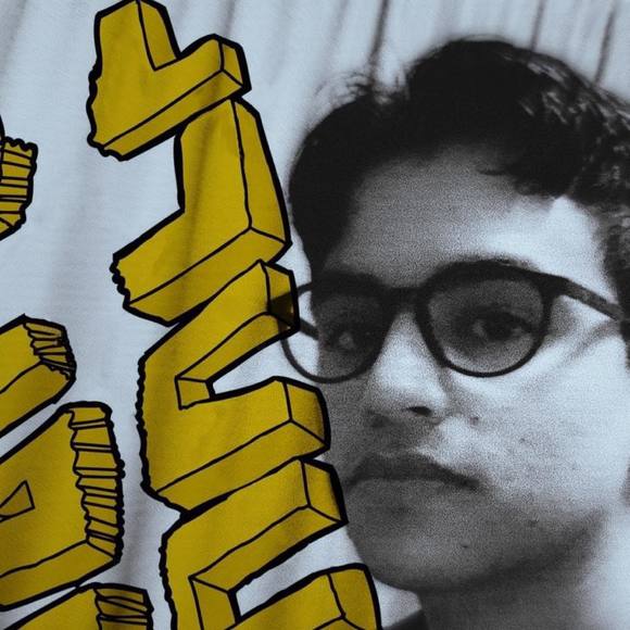 Meet your Posher, Manuel - Picture 1 of 1